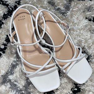 A new day heel size 8